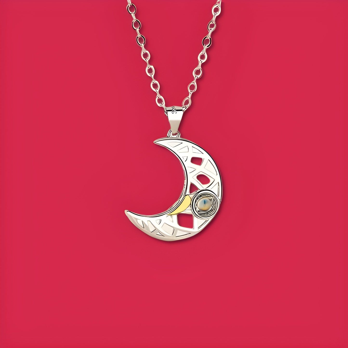 Amorelo™ Photo Projection Necklace with Personalized Sun & Moon Pendants